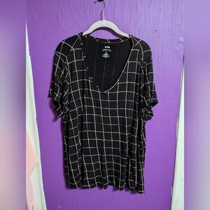 💜 EVRI Black Gold White Checkered V-Neck Short Sleeve Tee 2X 18 20